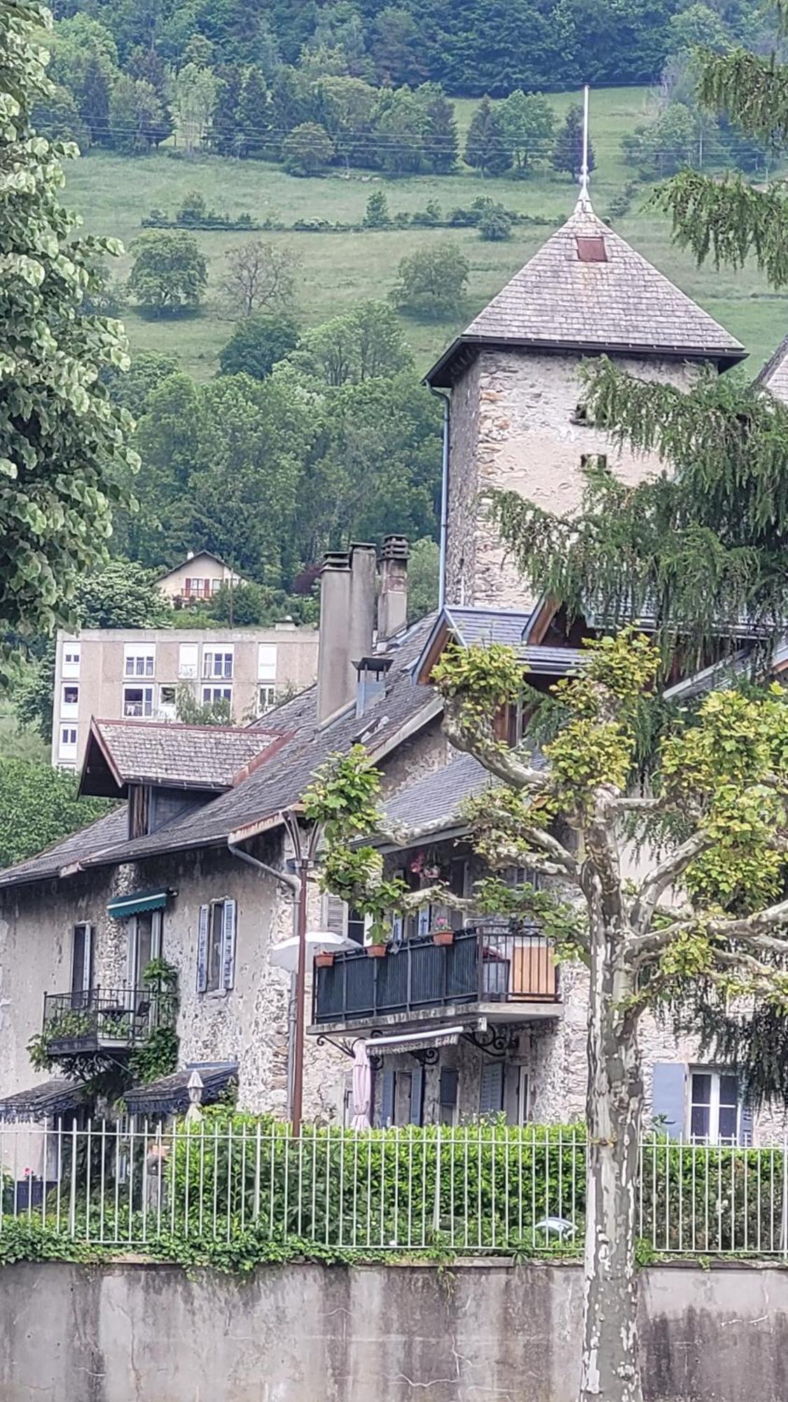 Maison De Sisi Ugine Extérieur photo
